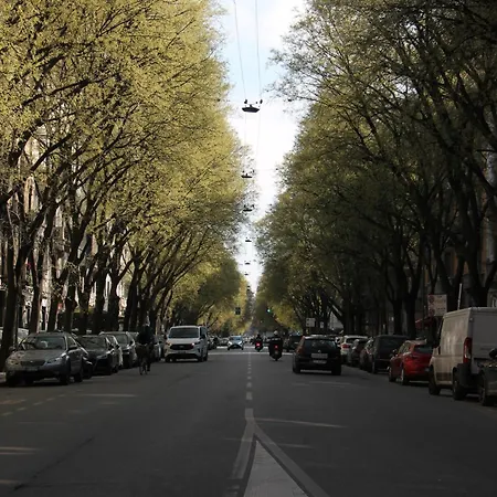 Apartment Casa D'artista Art And Luxury With Wifi, Ac, Smart Monitor In The Heart Of Milan