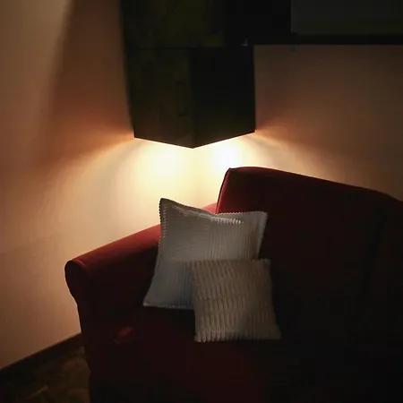 Apartment Casa D'artista Art And Luxury With Wifi, Ac, Smart Monitor In The Heart Of *