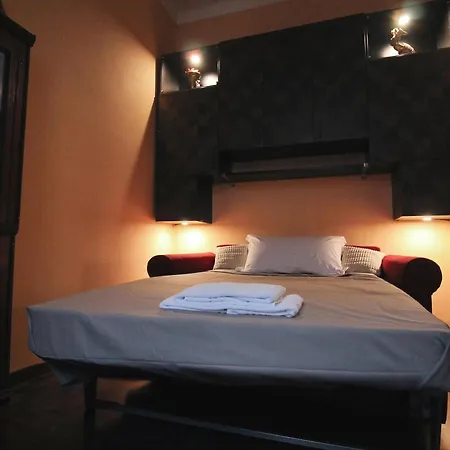 Apartment Casa D'artista Art And Luxury With Wifi, Ac, Smart Monitor In The Heart Of *